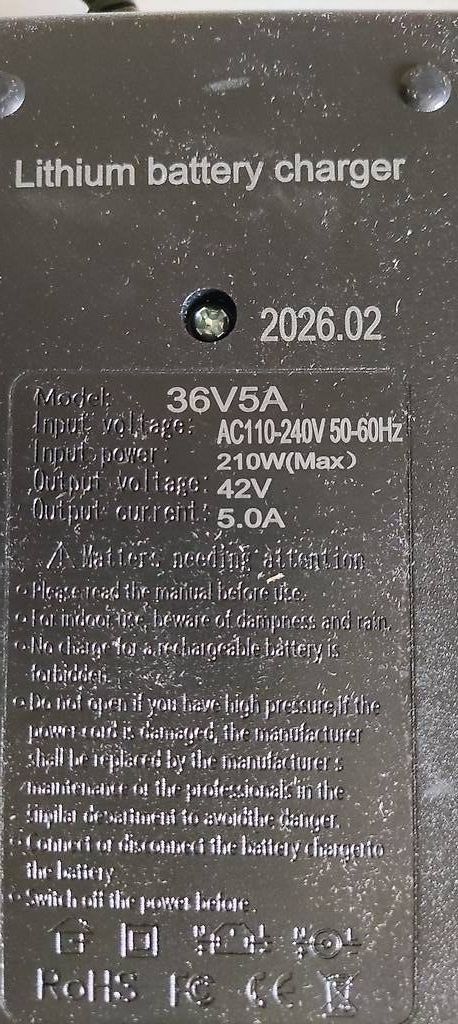 Kickboard: E Scooter Schnelladegerät 36V 5A Neugerät – Neu und originalverpackt aus BASEL von E-Bro.Electro 3