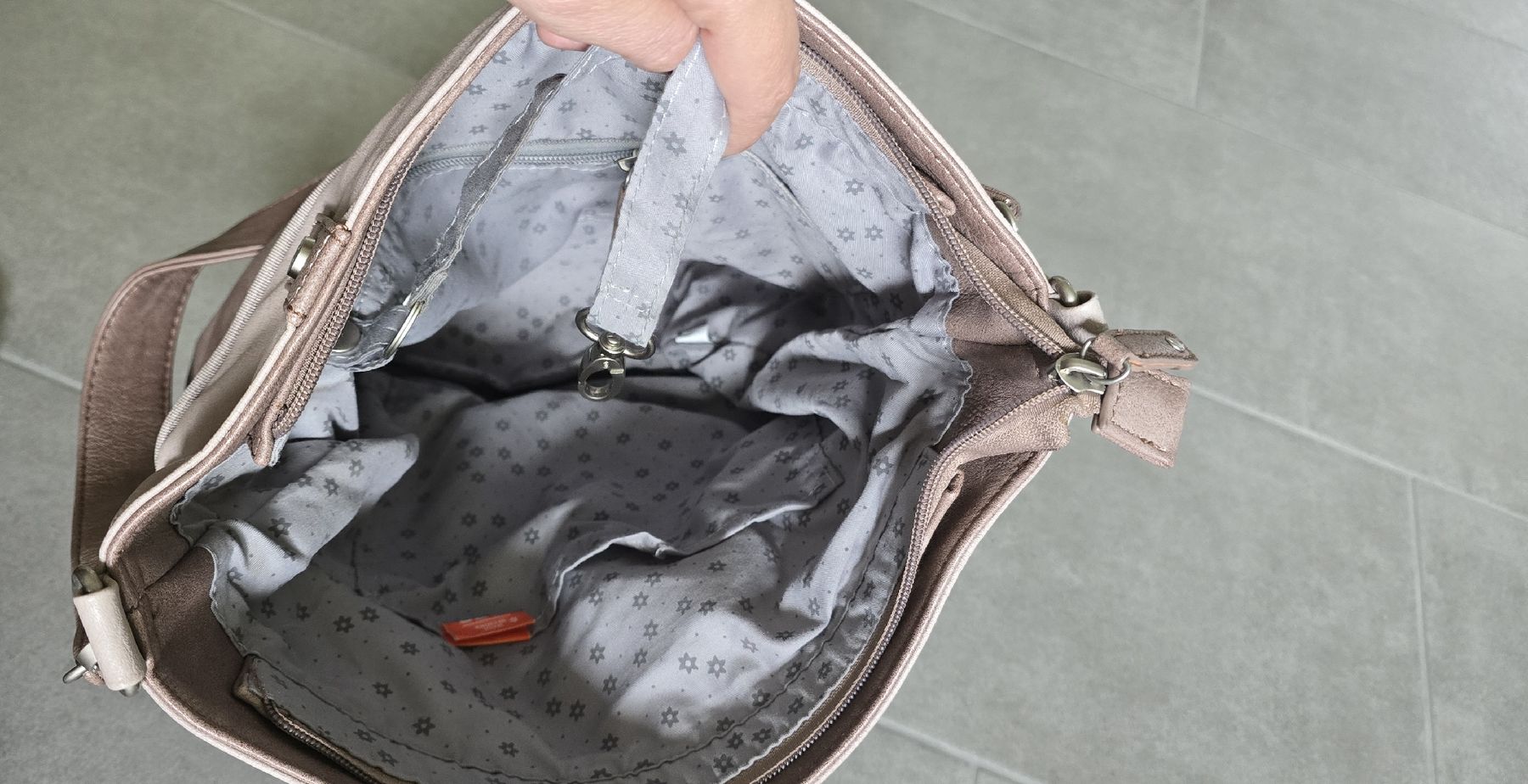 Zwei Borse da donna: Zwei Ledertasche beige, rosé neuwertig – Nuovo (secondo la descrizione) da Rheinau venduto da inStyleSg 3