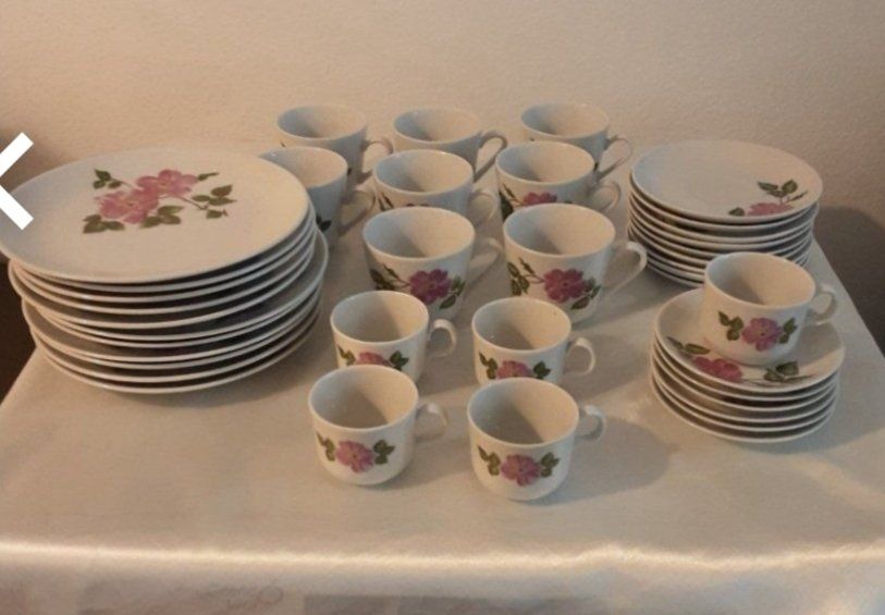 Set di piatti: Sehr schöne Kaffeservice – Usato da Urtenen-Schönbühl venduto da sep_k9jk