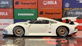 Porsche 911 GT1 weiss 
