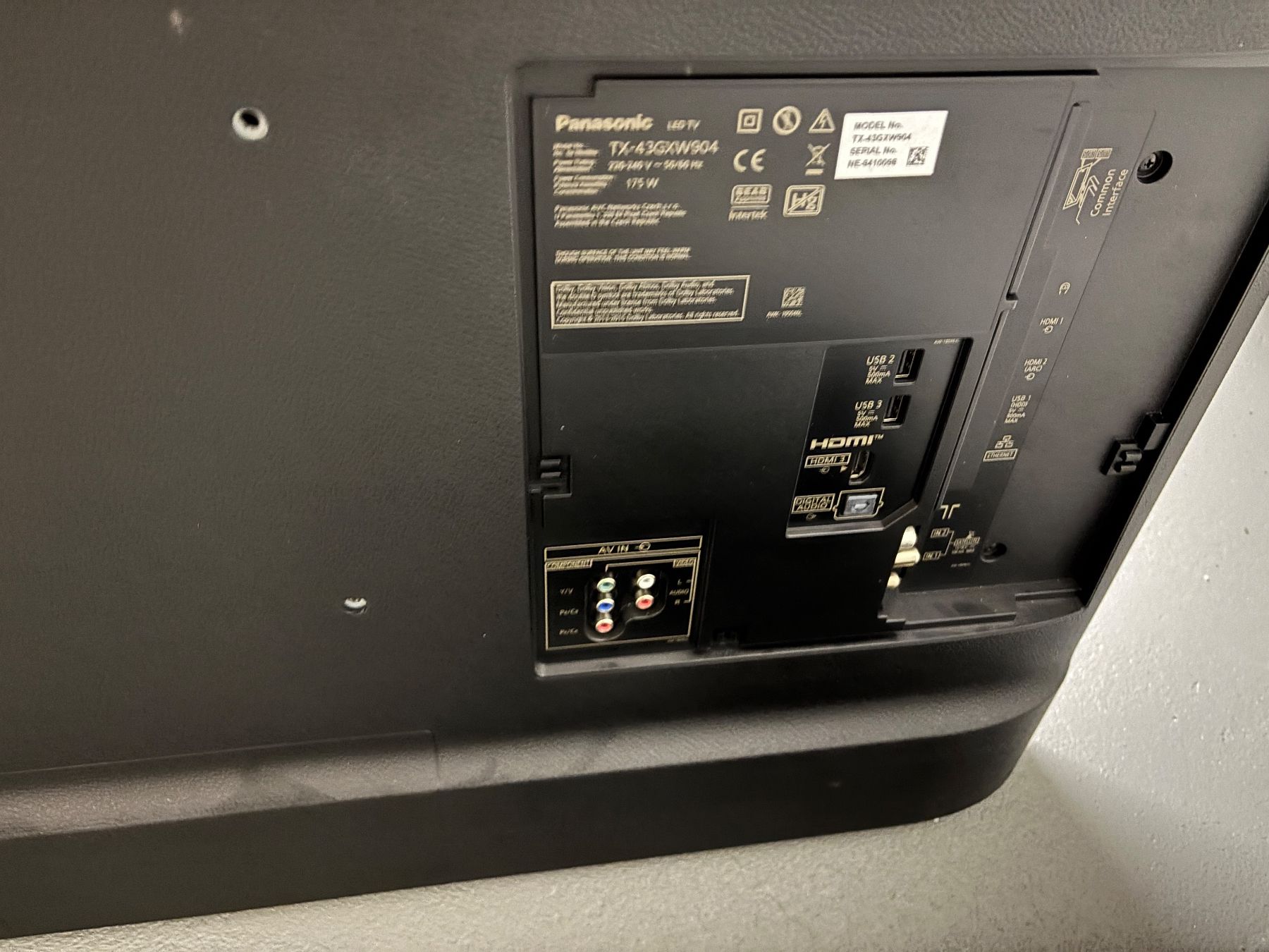 Fernseher: LED TV Panasonic – Gebraucht aus Luzern von Daluja 1