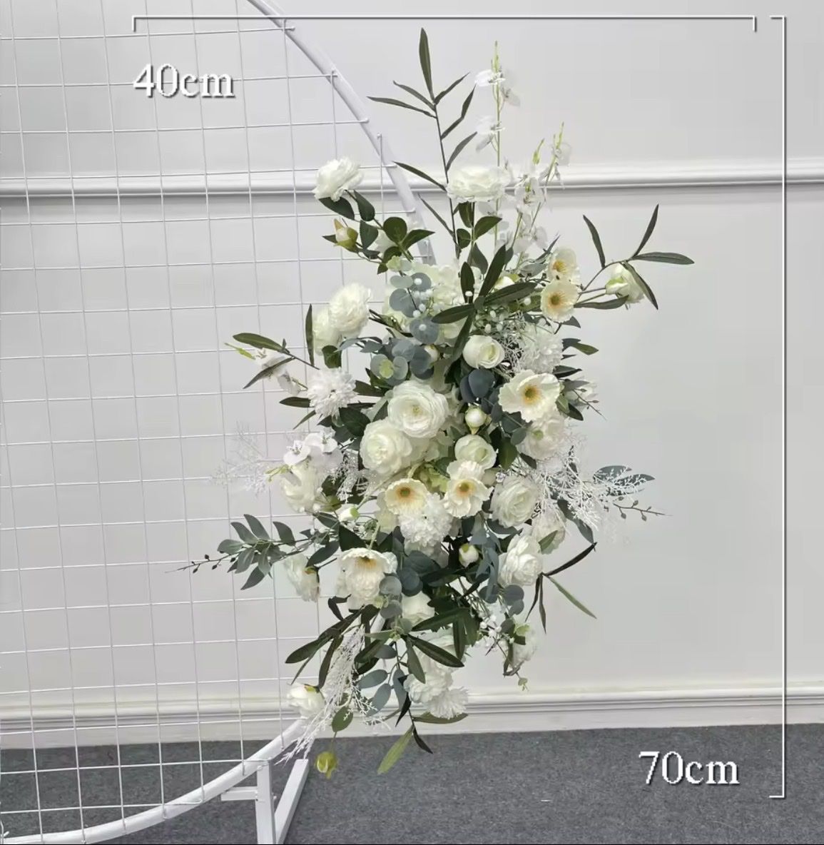 Tutte le decorazioni: Traubogen rund mit m 2 Demoeationsblumwn – Nuovo (secondo la descrizione) da Zürich venduto da sweety-18 4