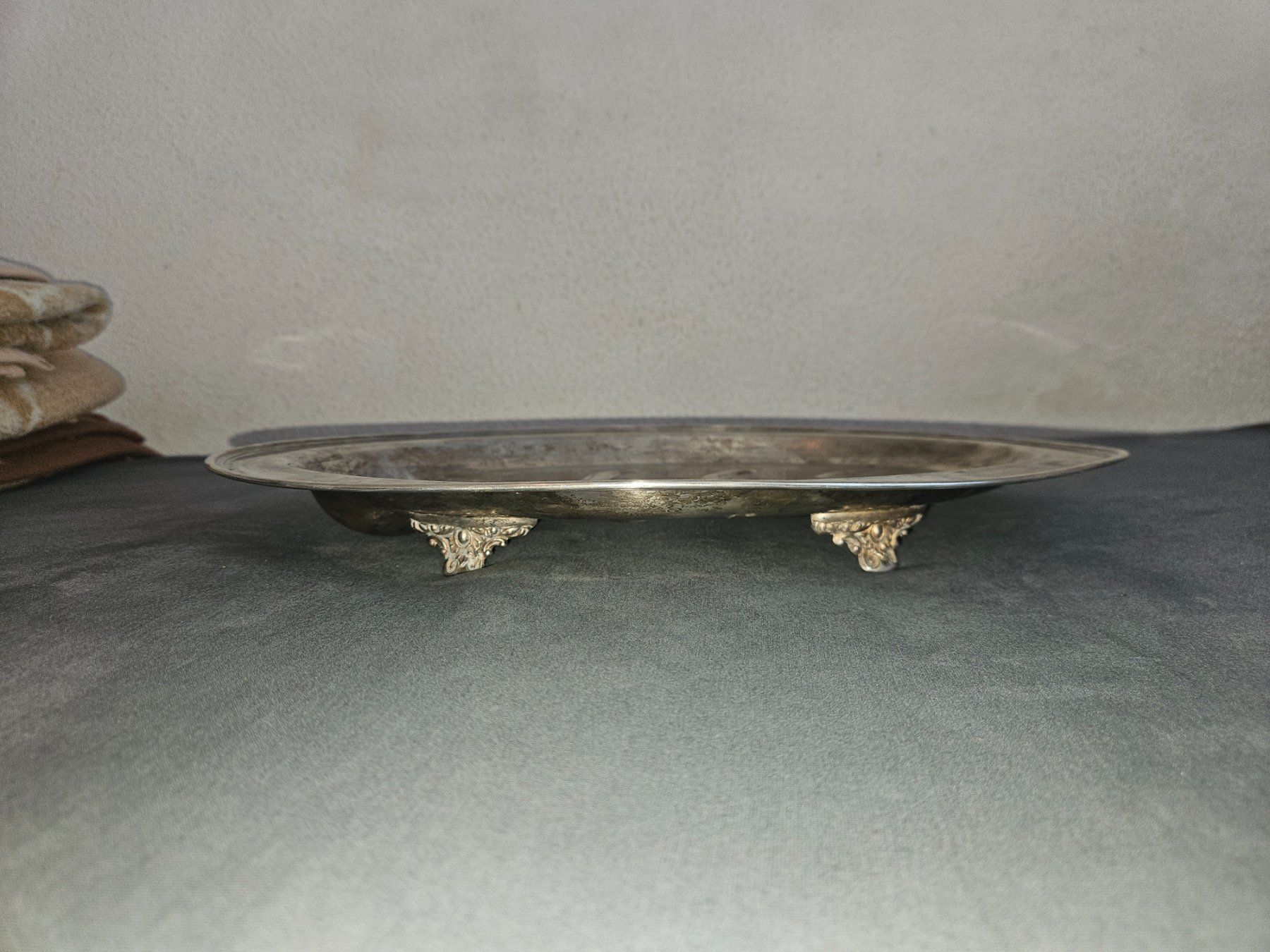 Piatti di portata: 1883 F.B. Rogers versilberte Fleischservierplatte – Usato da Basel venduto da FirstClass4000 3