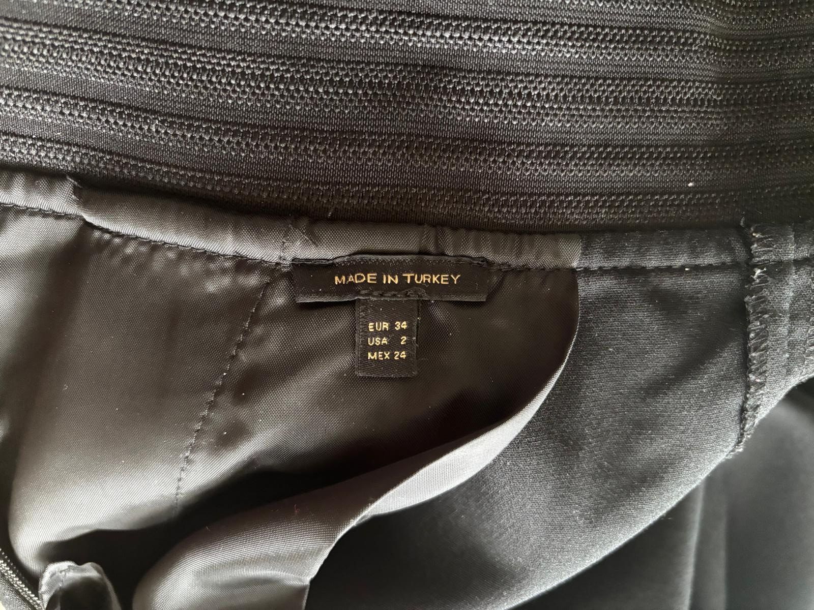 Massimo Dutti Pantalons: Massimo Dutti Stoffhose Schwarz GR 34 – D'occasion à Baden par Muschti 5