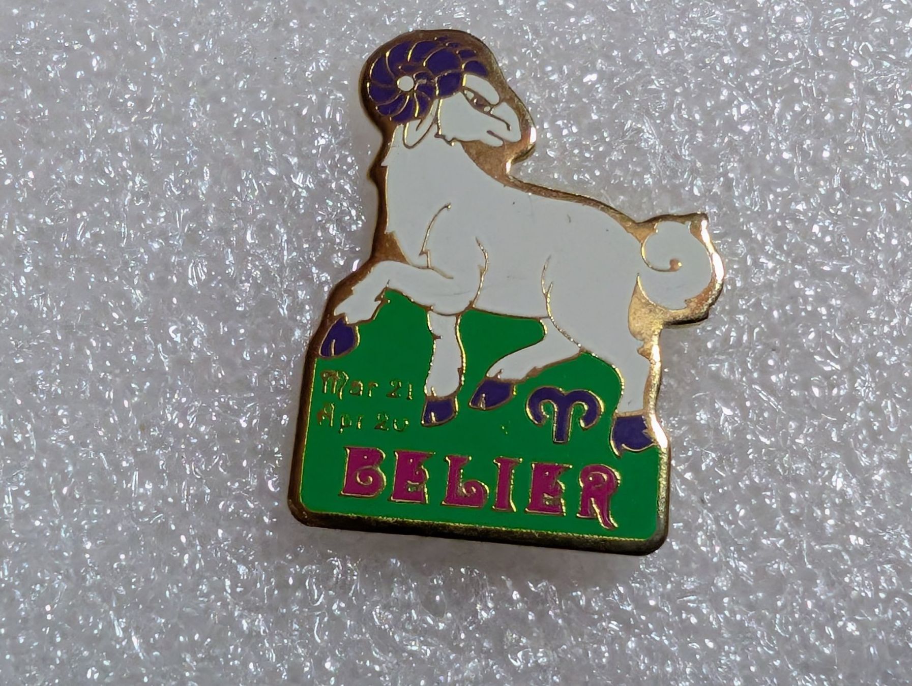 Plaquettes & Badges: Ansteckpin 244: Belier – D'occasion à Oppligen par Pin-Fall-Shop