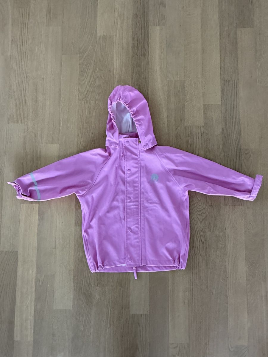 Completi: CeLaVi Regenhose + Jacke Gr. 100 – Nuovo (secondo la descrizione) da Oberwil b. Zug venduto da pHO3NiX 2