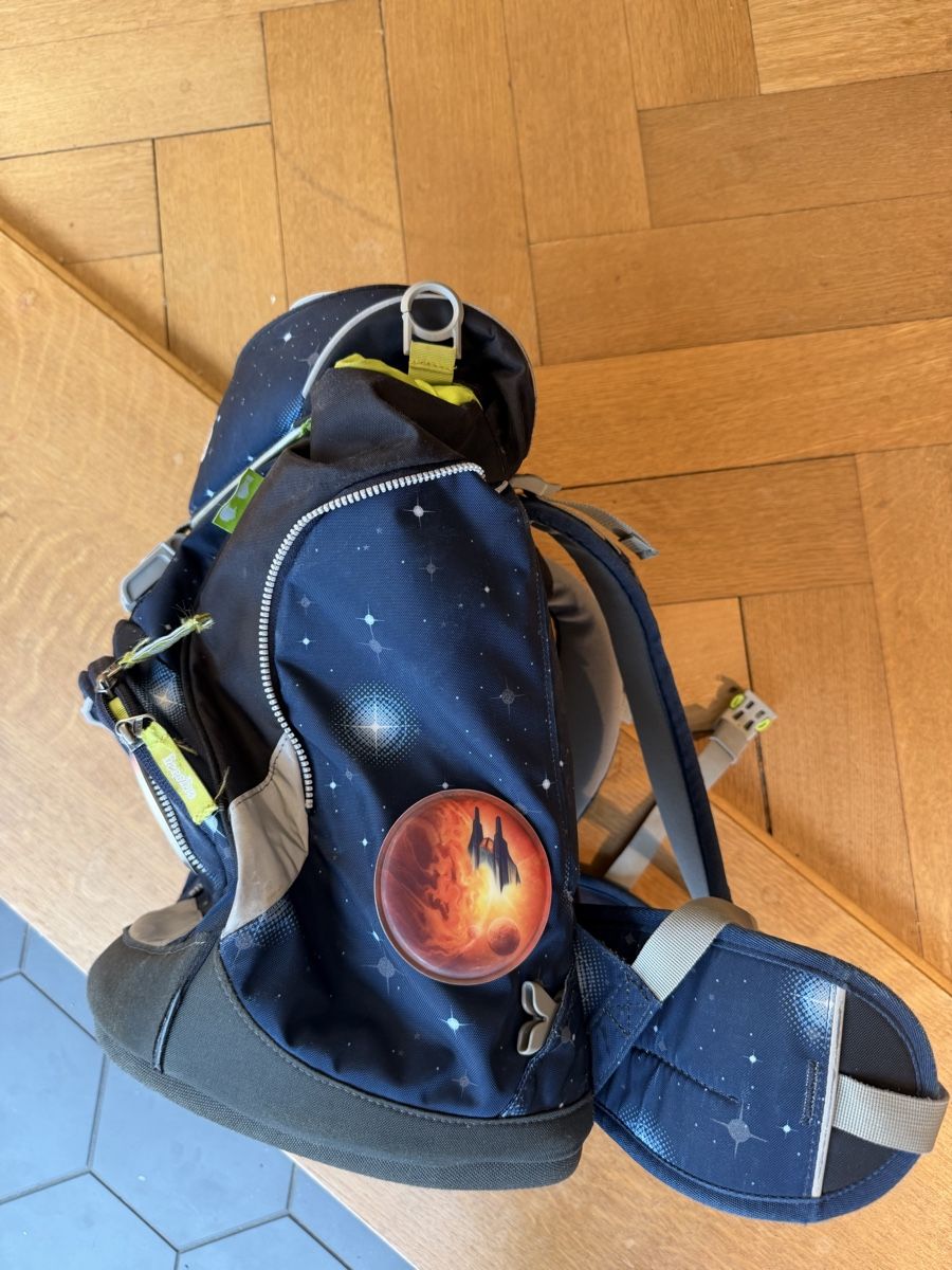 Ergobag Borse & Zaini: Ergobag Schulrucksack Set Galaxie, gebraucht – Usato da Basel venduto da martinho7 4