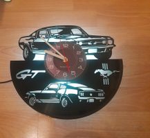 Ford Mustang GT Schallplattenuhr