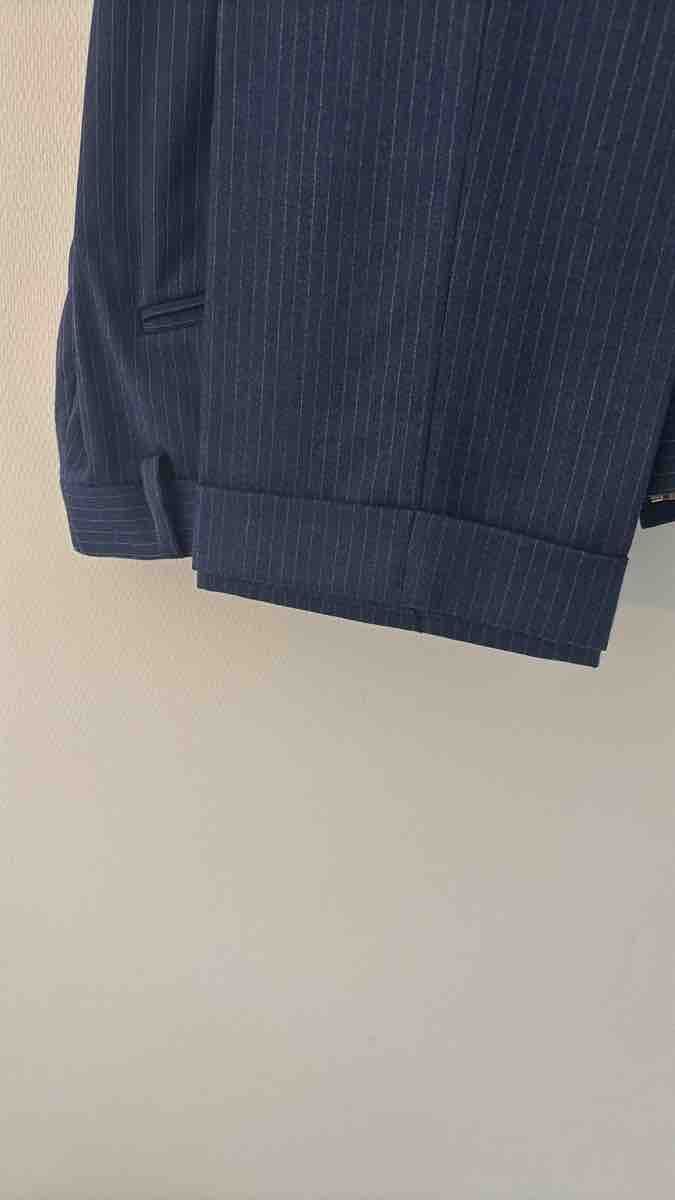 Completi, tute sportive e funzionali: Aristoteli Bitsiani Pin Stripe Suit, Blue – Nuovo (secondo la descrizione) da Zürich venduto da janders 9