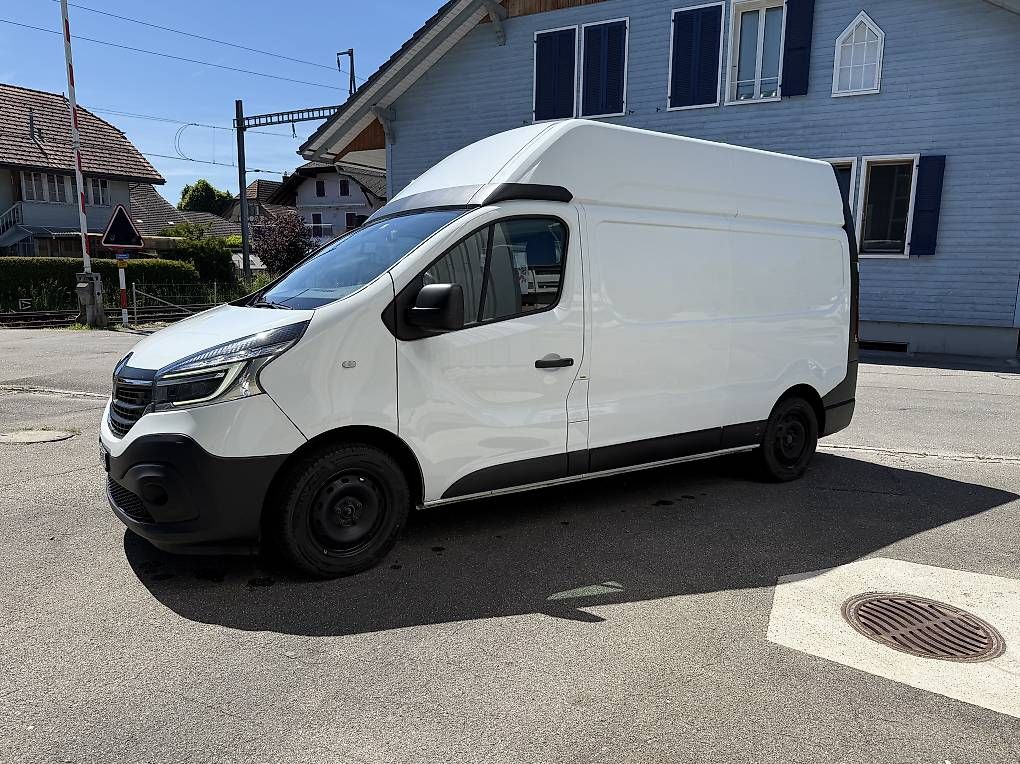 Renault Veicoli commerciali: Renault Trafic dci 145 (L2H2) – Usato da Alchenflüh venduto da daena1 1