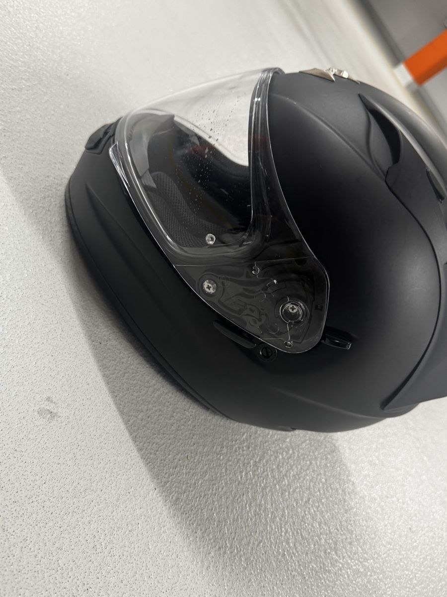 Casques & visières: Motorradhelm Scorpion Grösse mit Handschuhen – D'occasion à Aarau par sug_b6fr 1