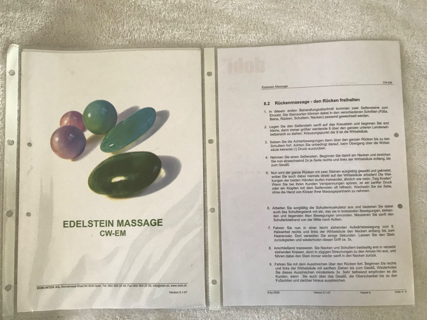 Dispositivi per massaggi: Chalcedon Steine / Massage Anleitung – Usato da Arlesheim venduto da leyRum4.5 2