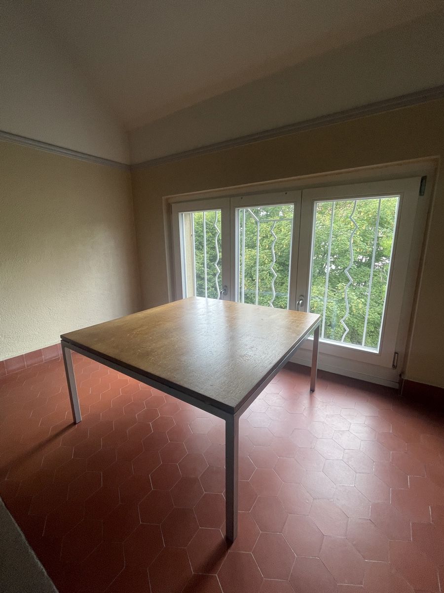 Tische: Couchtisch – Gebraucht aus Zürich von the_xp8m