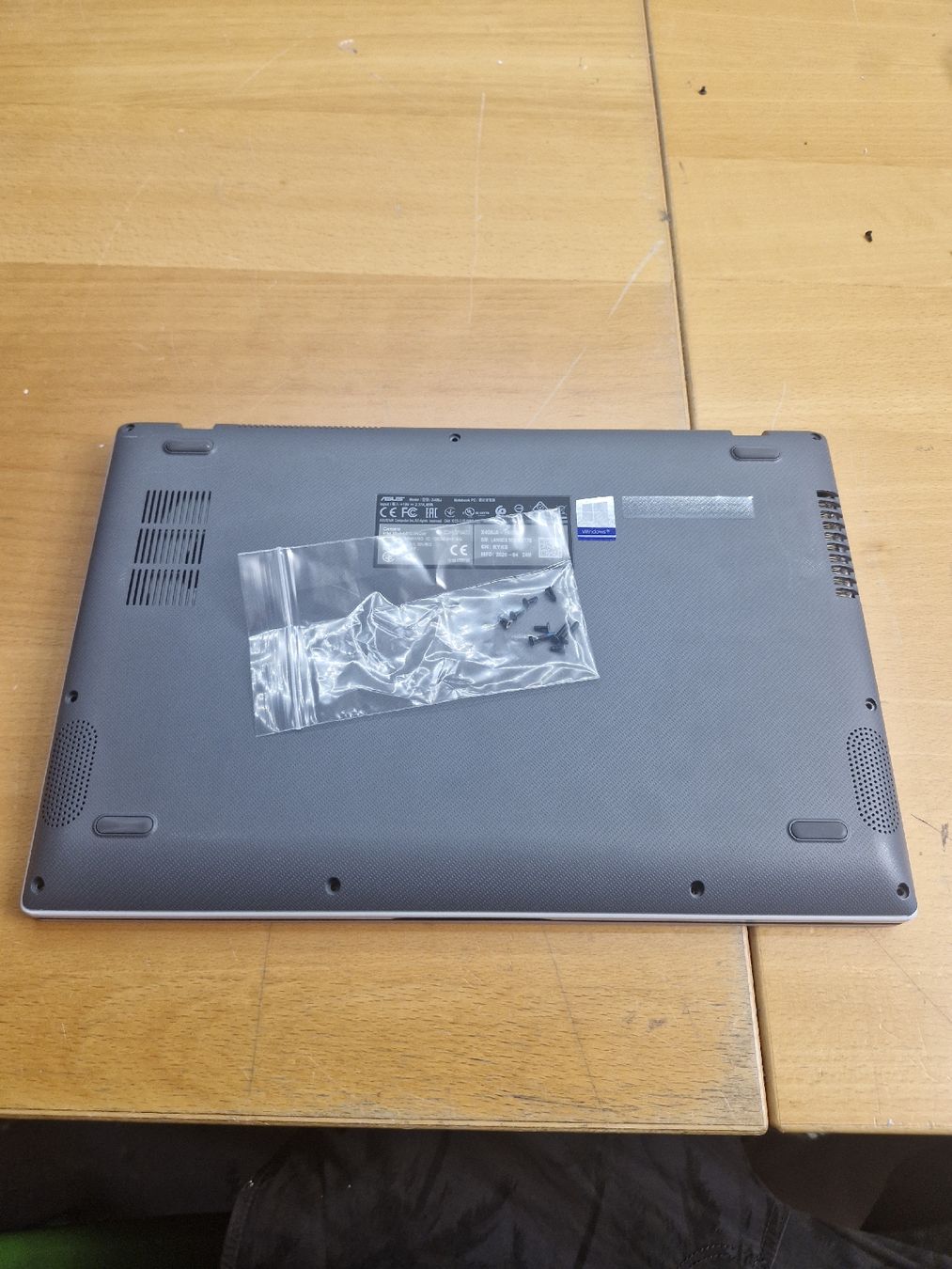 Asus Notebook: Asus X409j i3 10th Gen Bios Password  – Difettoso da Adliswil venduto da SaveElektro 4