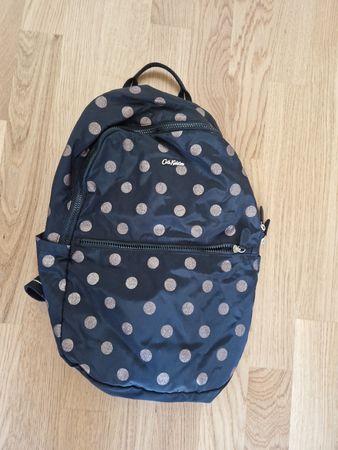Rucksack - Schwarz mit Goldenen Punkten 30x40xm