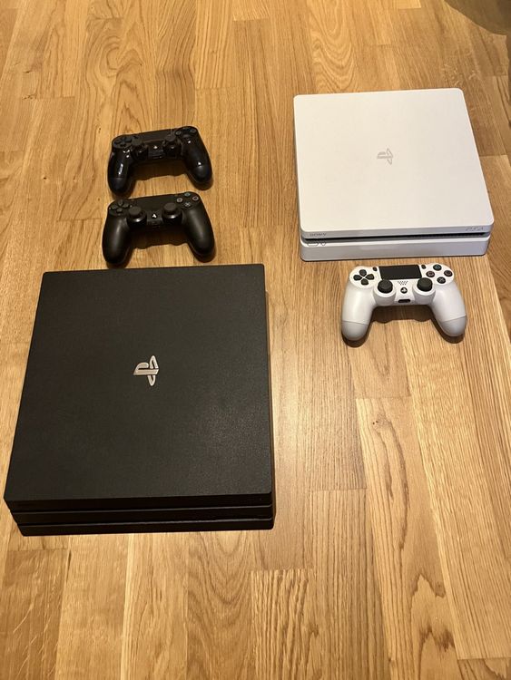 Playstation 4 Slim und Pro zu verkaufen! Inkl. 9 Spiele Kaufen auf Ricardo
