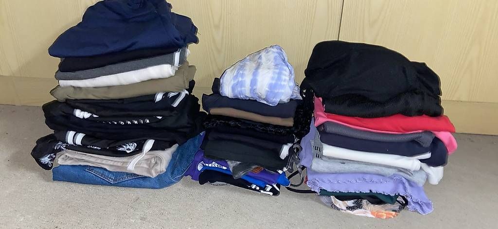 Lotti di vestiti: Abbigliamento misto S/M – Usato da Taverne venduto da micia79 3