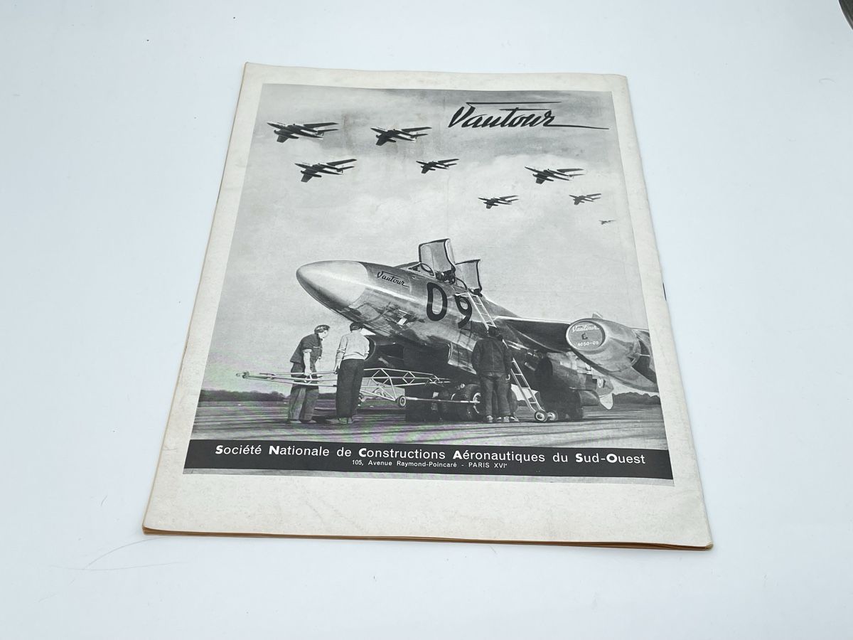 Riviste & Magazine: Flieger 1954, 2 Ausgaben – Usato da Gümligen venduto da glu_tpv2 8
