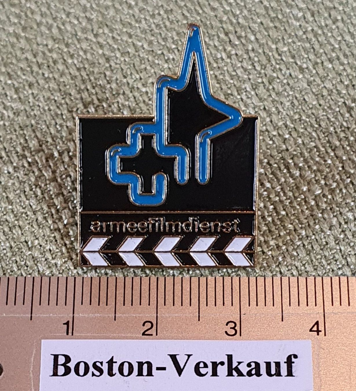 Schweizer Armee Plaketten & Abzeichen: A157 - Pin Armeefilmdienst CH Militär – Gebraucht aus Reinach BL von Boston-Verkauf 1