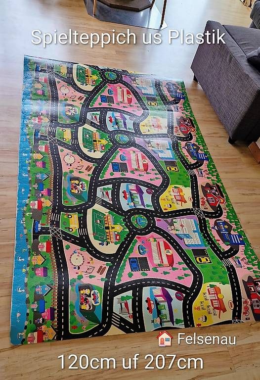 Tapis: Kinderzimmerteppich – D'occasion à Leuggern par Tiatina84