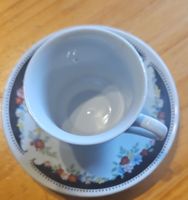 Kaffeetasse mit Unterteller Porzellan neuwertig