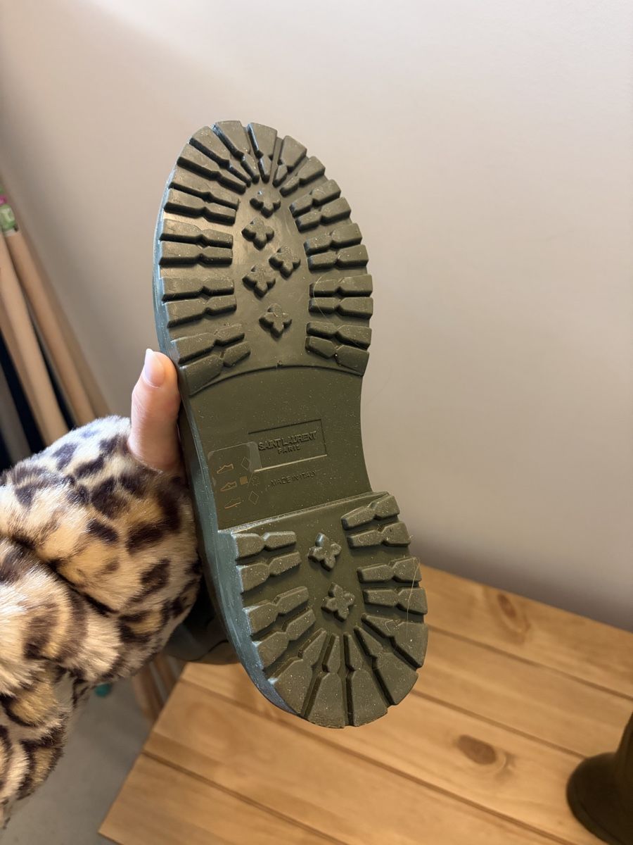 Saint Laurent Scarpe da donna: Saint Laurent Olive Green Rain boots , size 39 – Usato da Zürich venduto da Sonikasantos 4