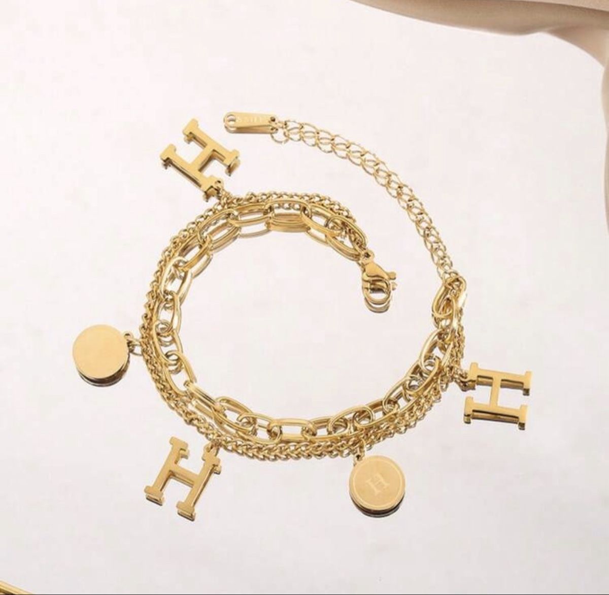 Bracelets: Bracelet – Neuf avec emballage d'origine à Châtel-St-Denis par Montclair_Swiss 1