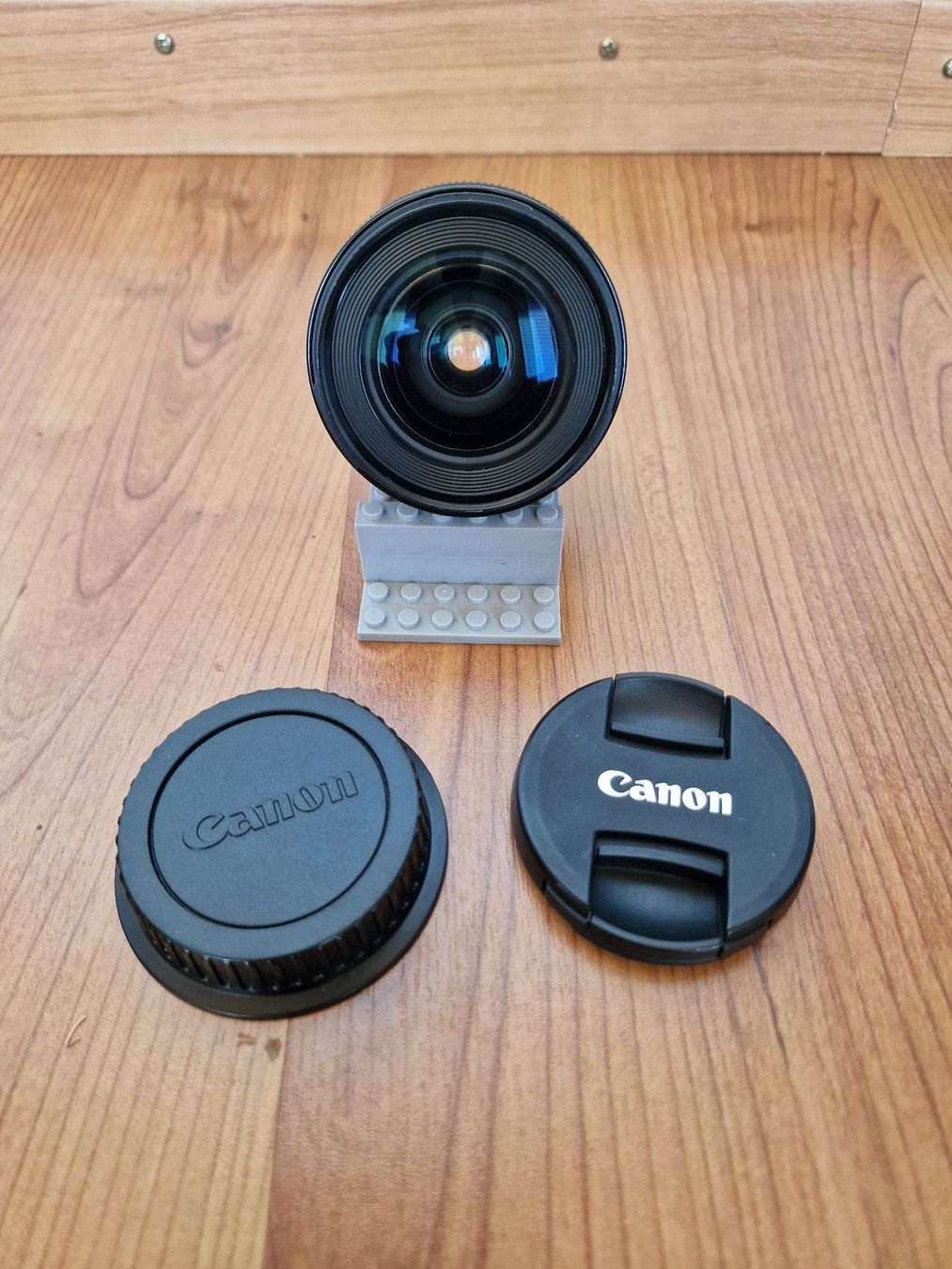 Canon Obiettivi: Canon EF 24mm 2.8 Objektiv – Usato da Vevey venduto da dreetje9