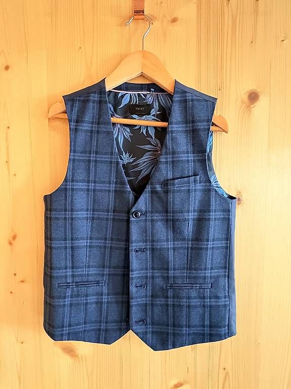 Autres vêtements garçon: Kinder Gilet Gr. 140 – D'occasion à Gebertingen par sternchen05