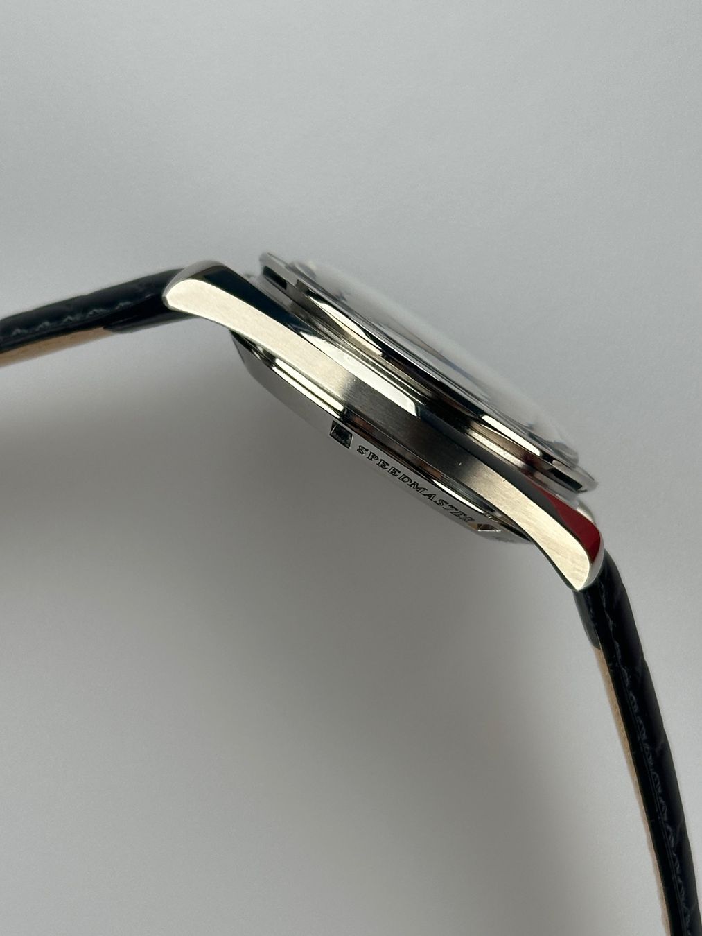Omega Orologi: Omega Speedmaster Professional Ref. 3592.50 mit Servicebox – Usato da St. Gallen venduto da TrokulWatches 4