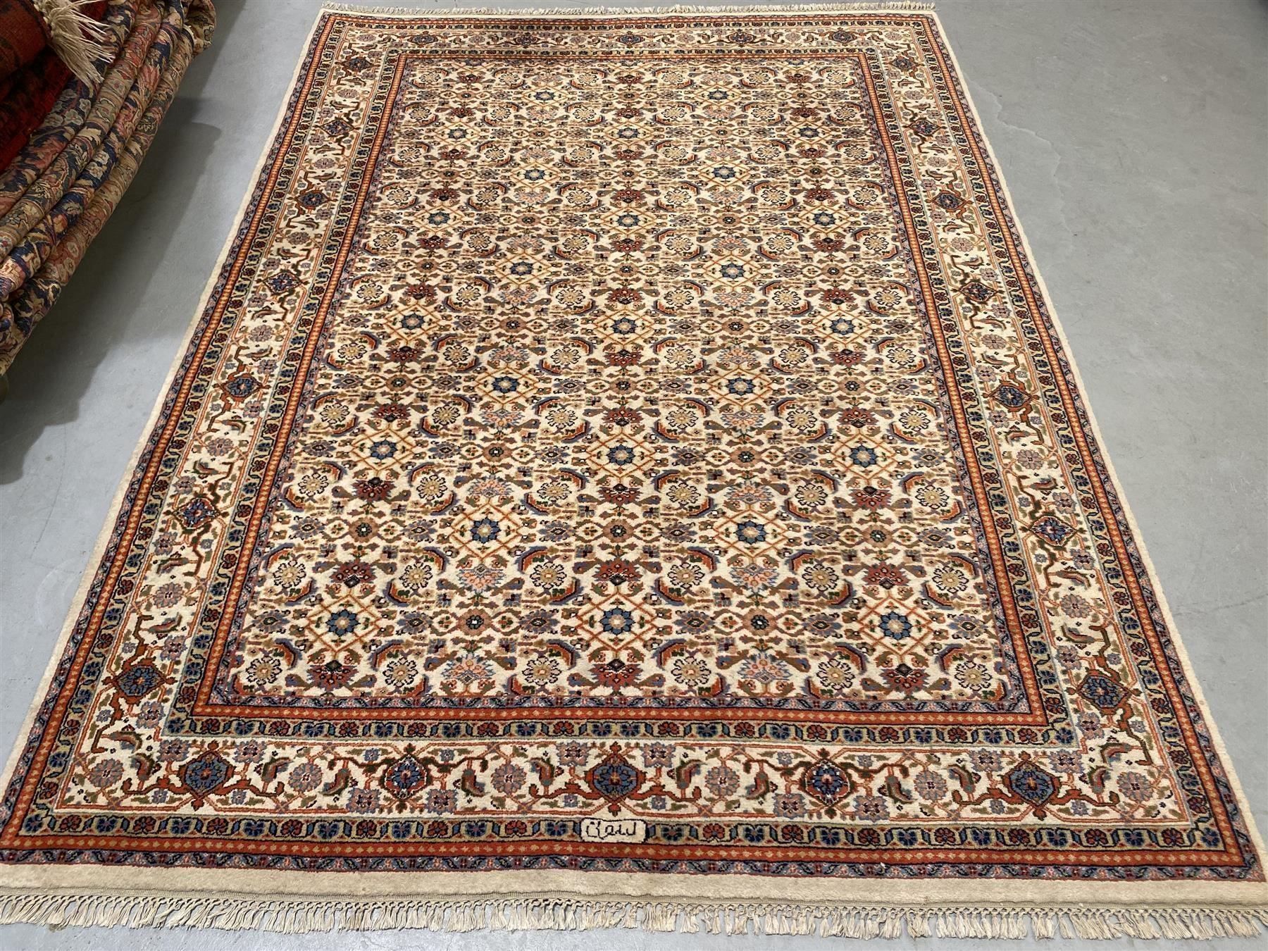 Teppiche: Atemberaubender sehr feiner Sarugh Orientteppich 175x239cm – Gebraucht aus Steinhausen von Super05 1