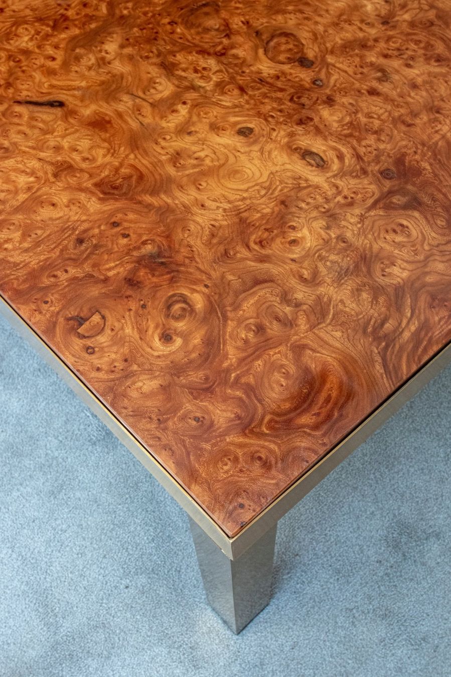 Tavoli: Table basse loupe d’érable et laiton – Usato da Lausanne venduto da eamescharly 1