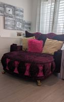 Canapé fantasie, velours bordeaux et rose, très décoratifs