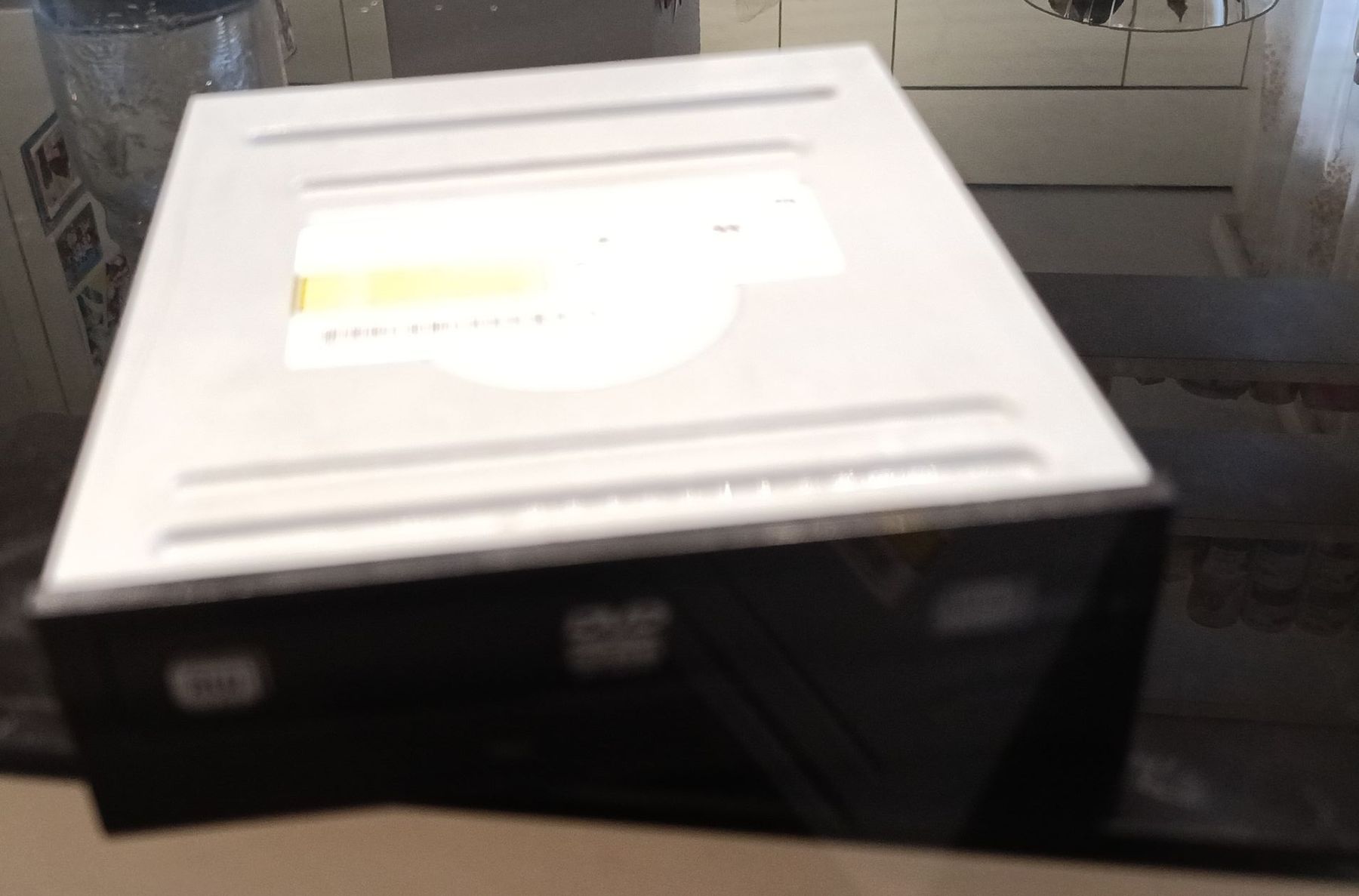 PCs: High-Grade SATA DVD-Brenner Lite-On LH-20A1S – Gebraucht aus Wädenswil von ElGaddi