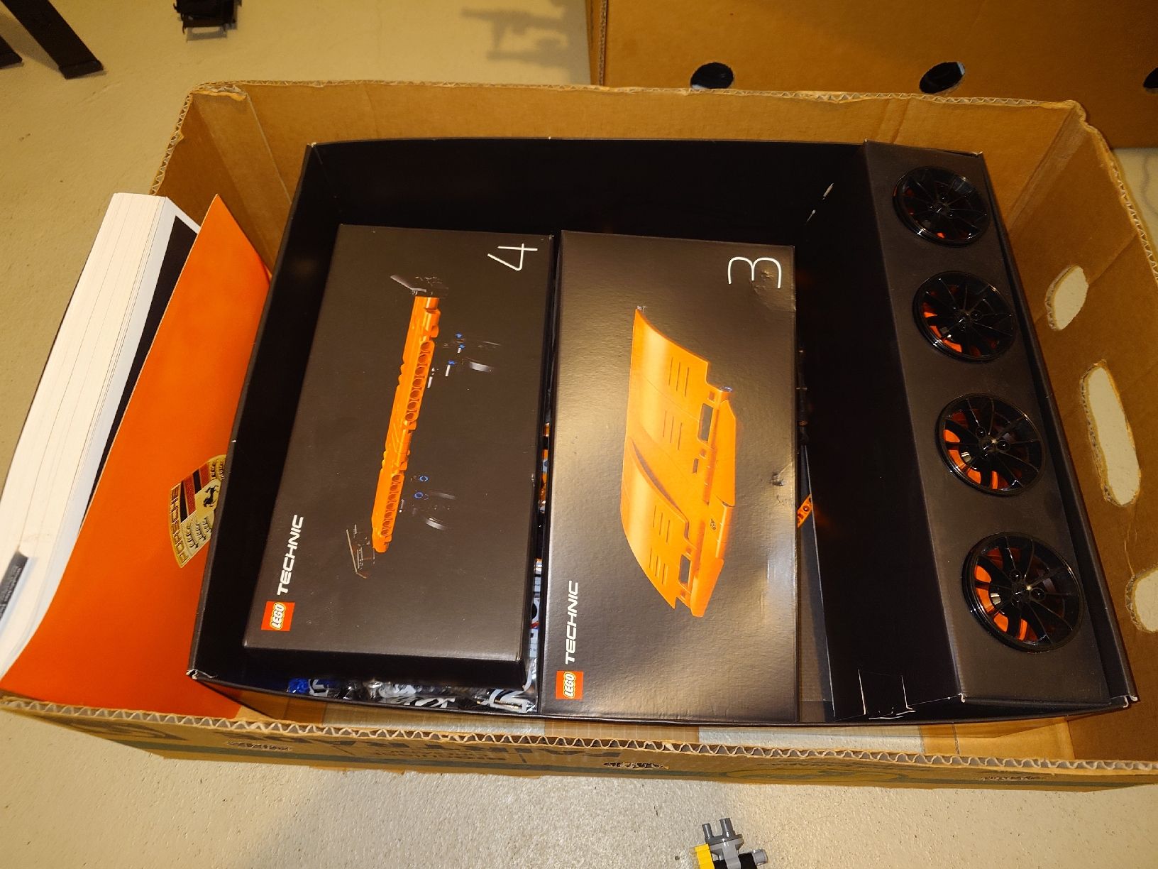 Porsche Modellini d'auto: Lego Technic 42056 Porsche 911 GT3 RS  – Usato da Wetzikon ZH venduto da Dna77 5