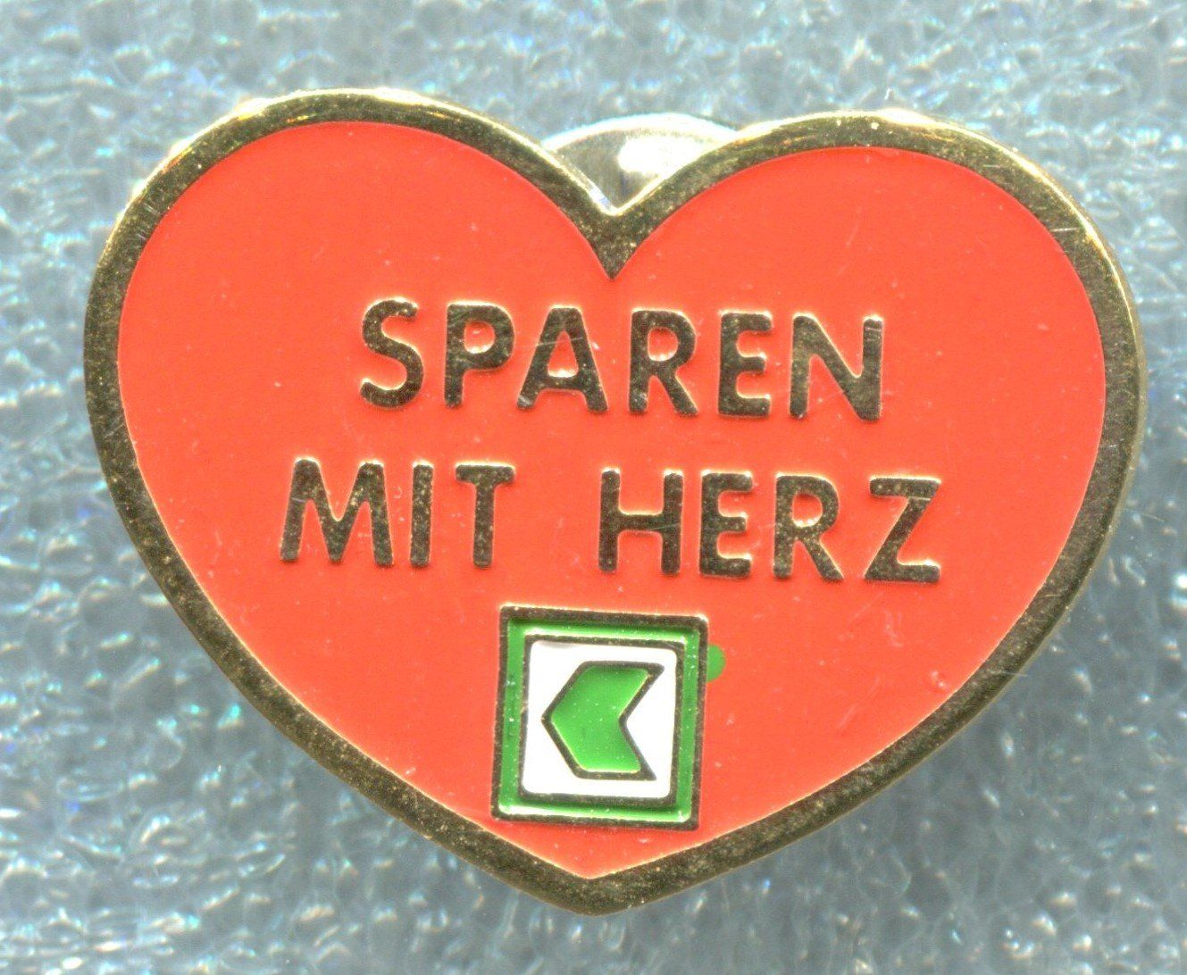 Plaketten & Abzeichen: St.Galler Kantonalbank SPAREN MIT HERZ – Gebraucht aus Winterthur von Sammleroase