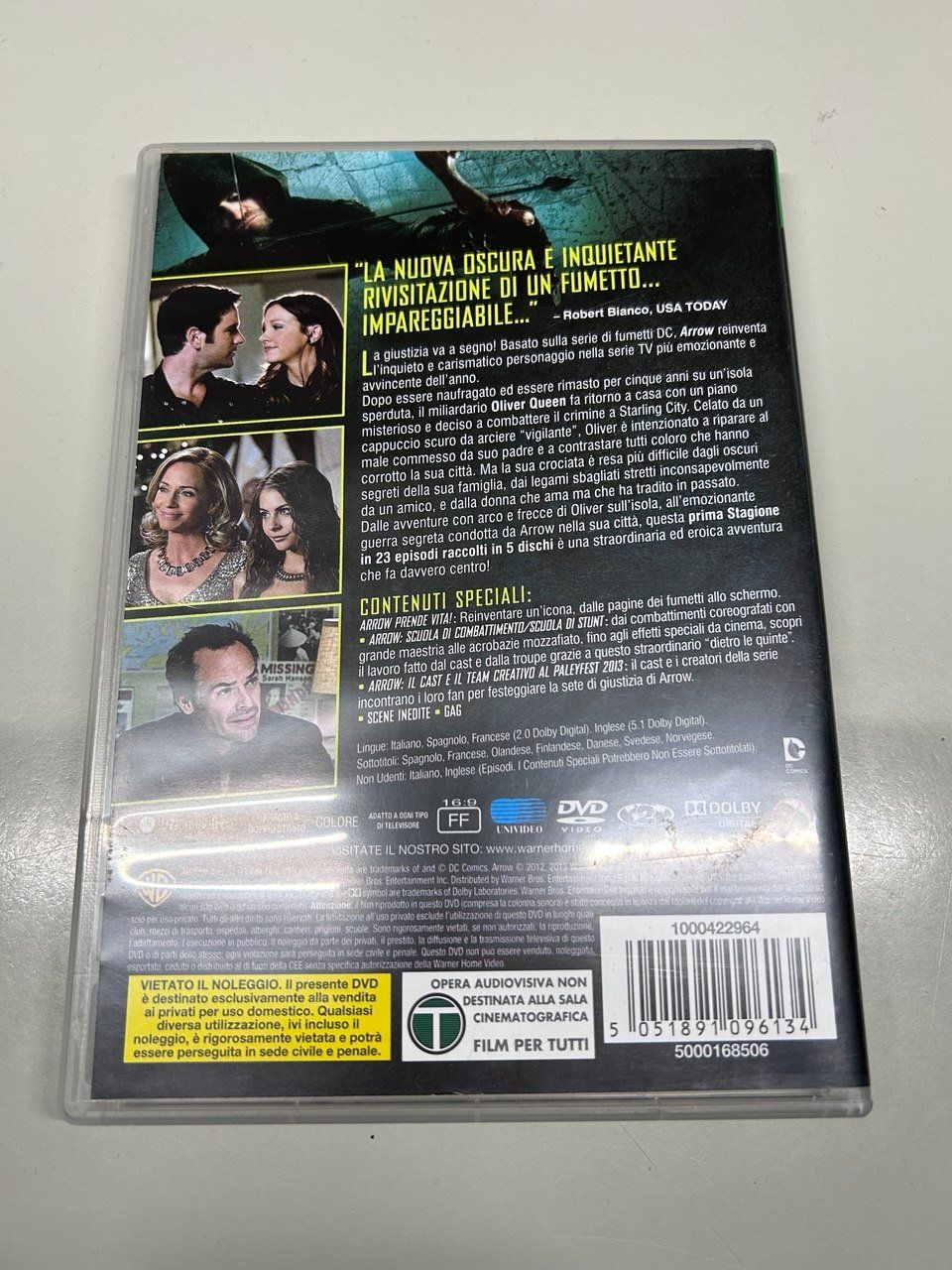 Tutti i DVDs: DVD "La Prima Stagione Completa" di Arrow – Usato da Giubiasco venduto da LorisVale 1