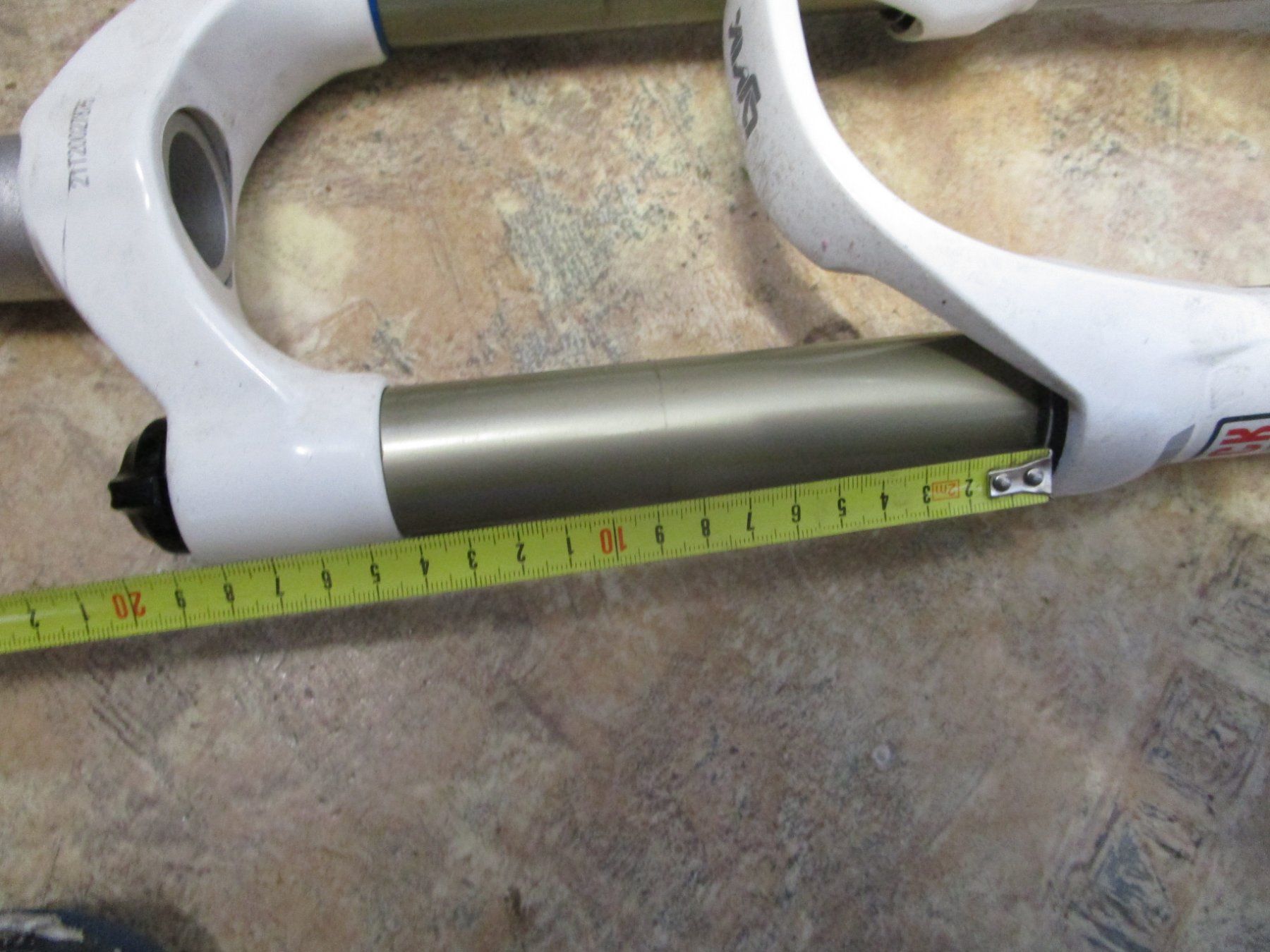 Pezzi di ricambio: RockShox Gabel 26" 140mm DEFEKT – Usato da Ottikon venduto da Locomotive01 4