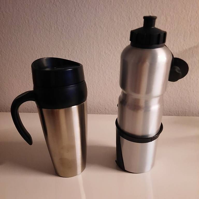 Borracce & Thermos: Thermobecher to go + Trinkflasche, beide neu – Nuovo (secondo la descrizione) da Greifensee venduto da Snowtime