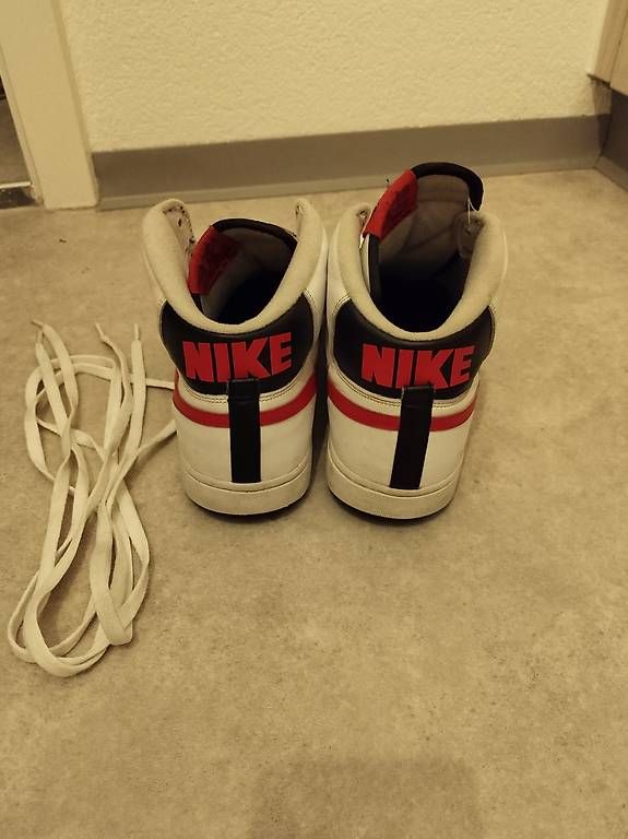 Nike Scarpe da uomo: Nike Air force 1, High Top – Usato da Dulliken venduto da jev_v2cz 4