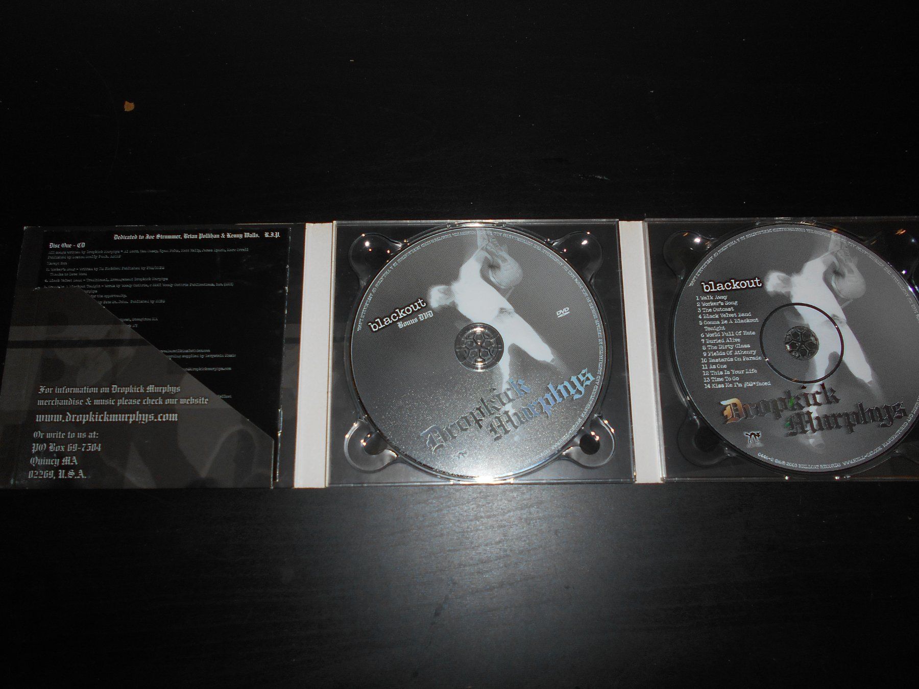 CDs: Dropkick Murphys – Blackout / 2003 / 2CDs DIGI – Gebraucht aus Aarberg von witchhunter01 2