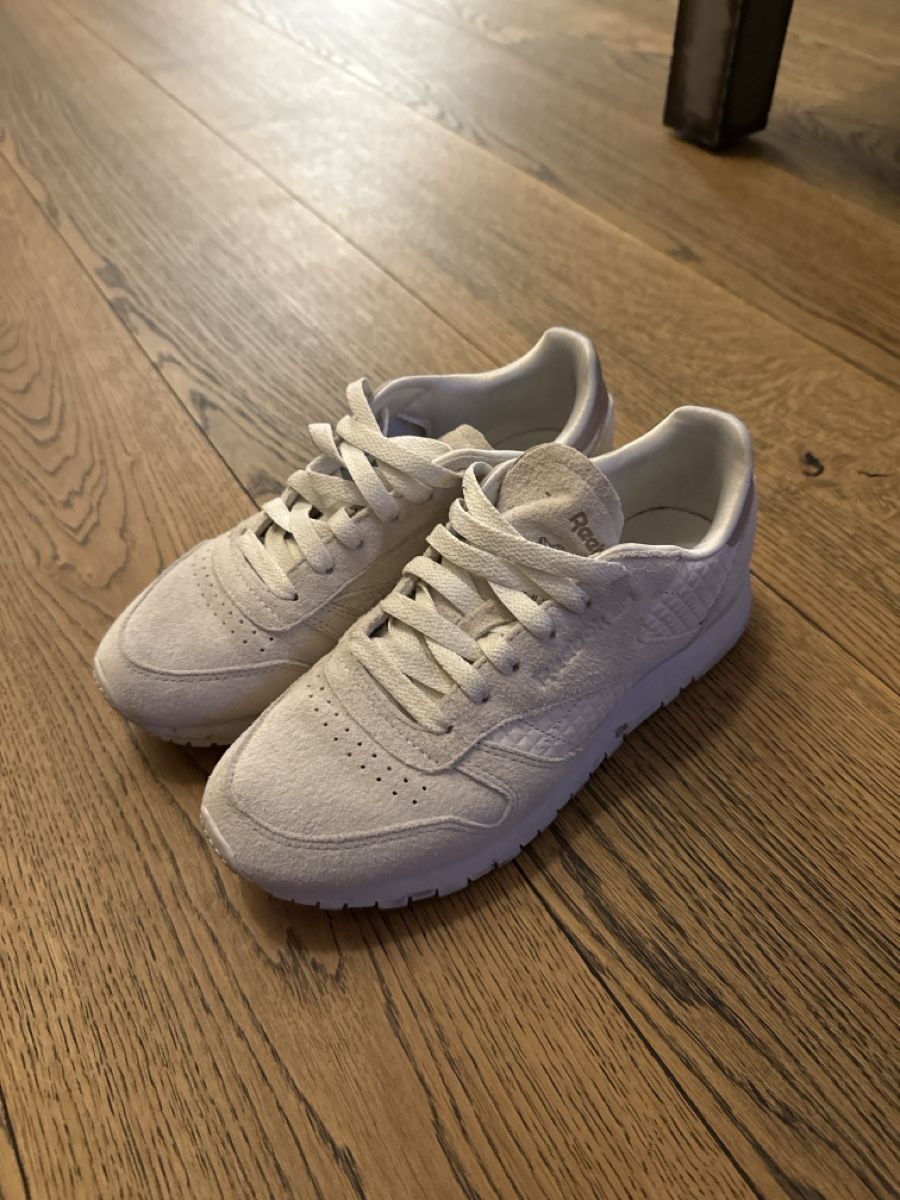 Reebok Scarpe da donna: Reebok Classic Damenschuhe, Grösse 37.5 – Usato da Volketswil venduto da nadine2907 1