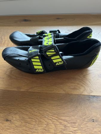 Vintage AXO NOS Rennveloschuhe für Hakenpedale Grösse 45