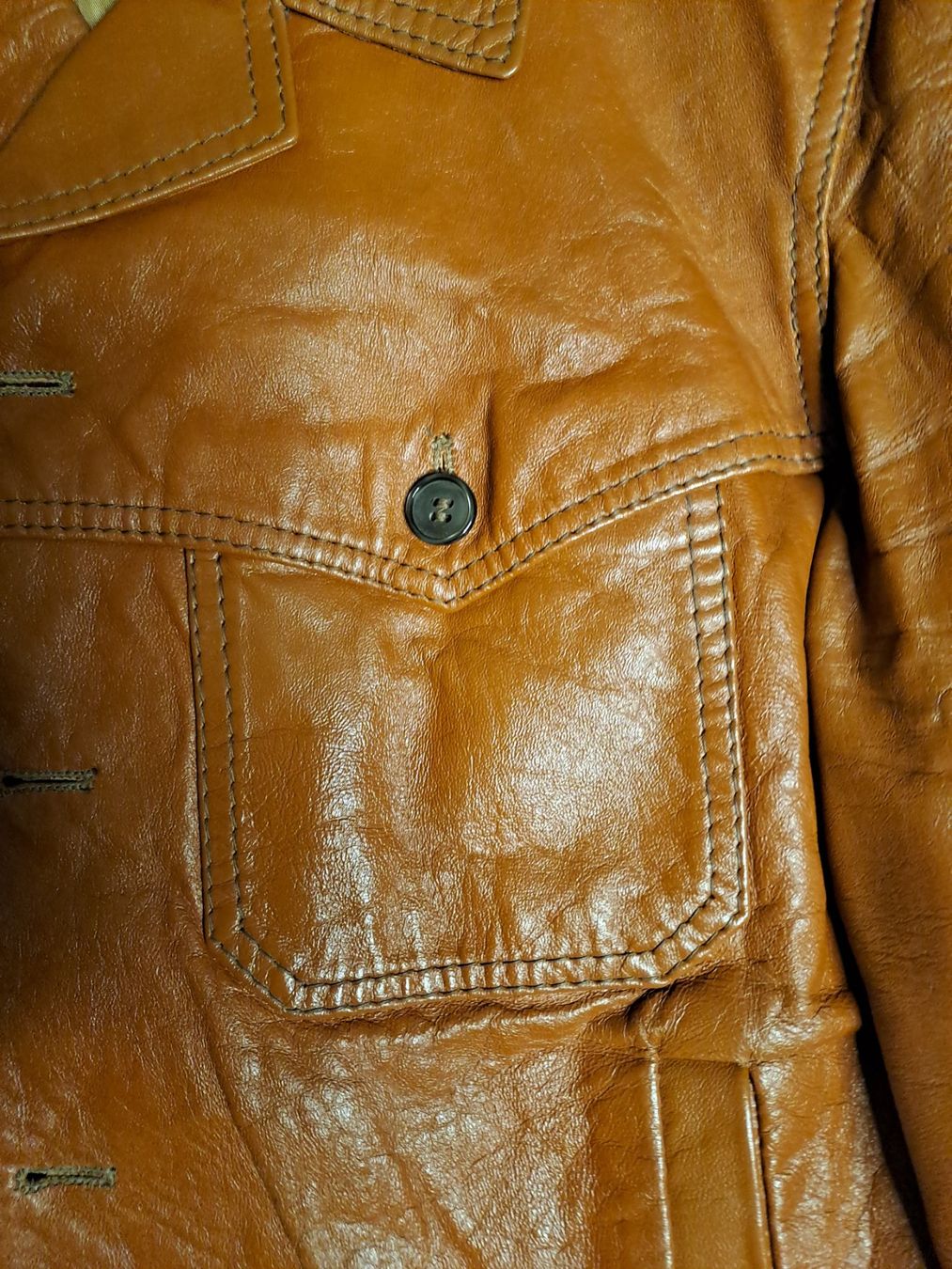 Jacken: Leder Jacke sehr Modern mit Seitentaschen – Gebraucht aus Capolago von LA.BOTTEGA 2