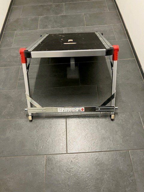 Altro in Decorazioni & Accessori: Treppenpodest Hailo 90x60 – Usato da Bazenheid venduto da inf_8kdv 1