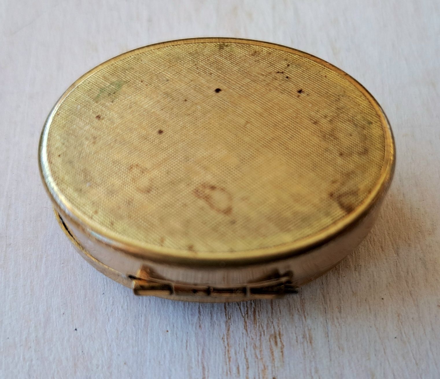 Altro in Cosmetici & Cura: Joli pilulier vintage ! – Usato da Hauterive NE venduto da ali_vintage 5