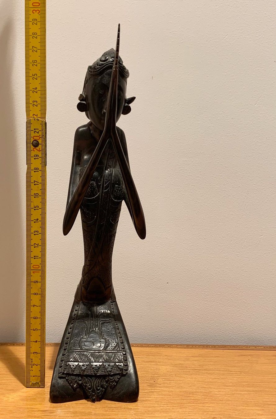 Sculture & Statue: Indonesische Holzfigur – Usato da St. Niklausen LU venduto da Seepferd11 1