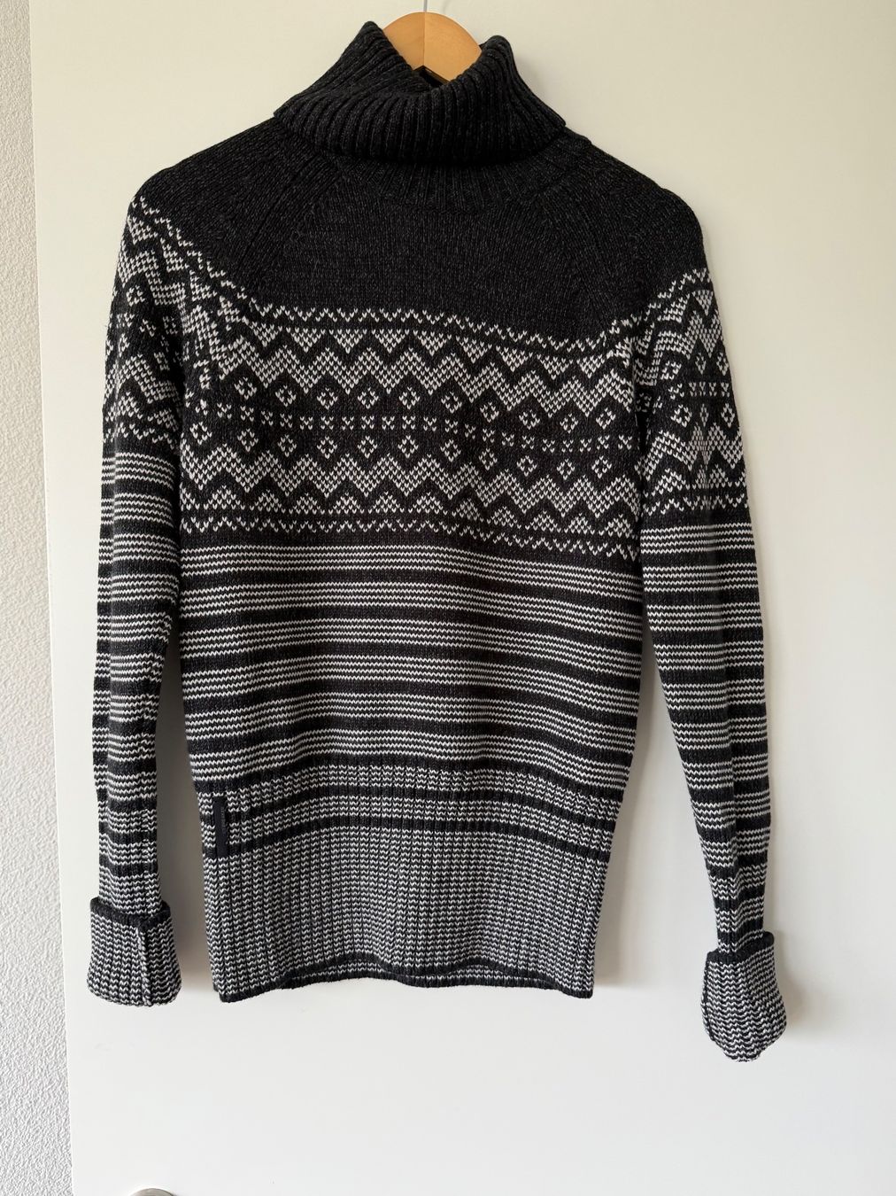 Icebreaker Maglioni & Felpe: Icebreaker Merino Strickpullover mit Rollkragen – Usato da Buchs SG venduto da VintageHomeCH