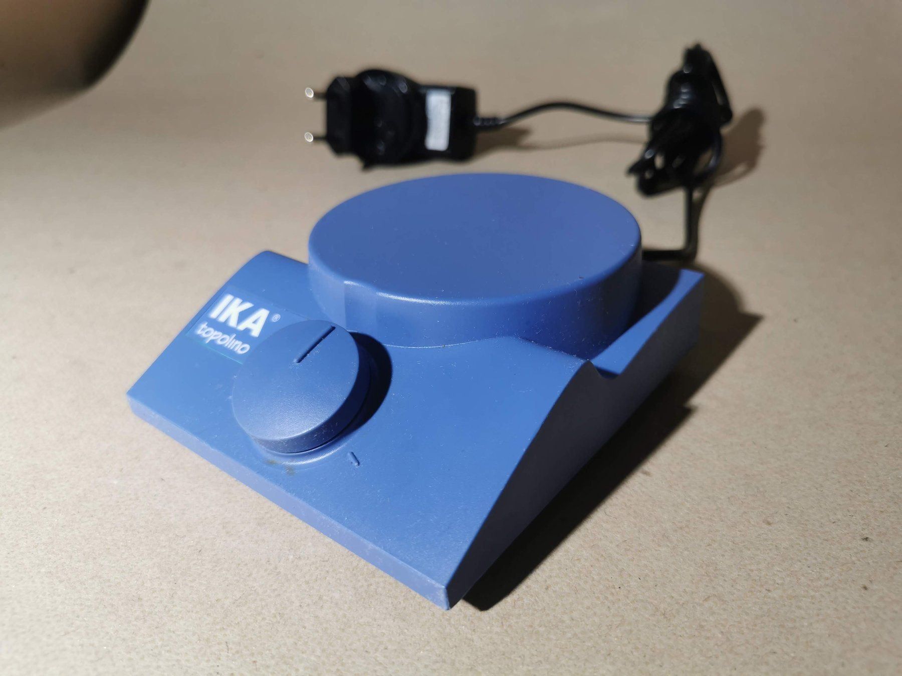 Tutte le macchine: Magnetic Stirrer IKA IP21 – Usato da Ecublens VD venduto da Netfinity