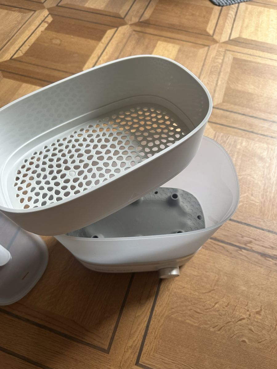 Avent Repas pour bébés: Philips Avent Sterilisator – D'occasion à Zürich par WeNeedMorePR 1